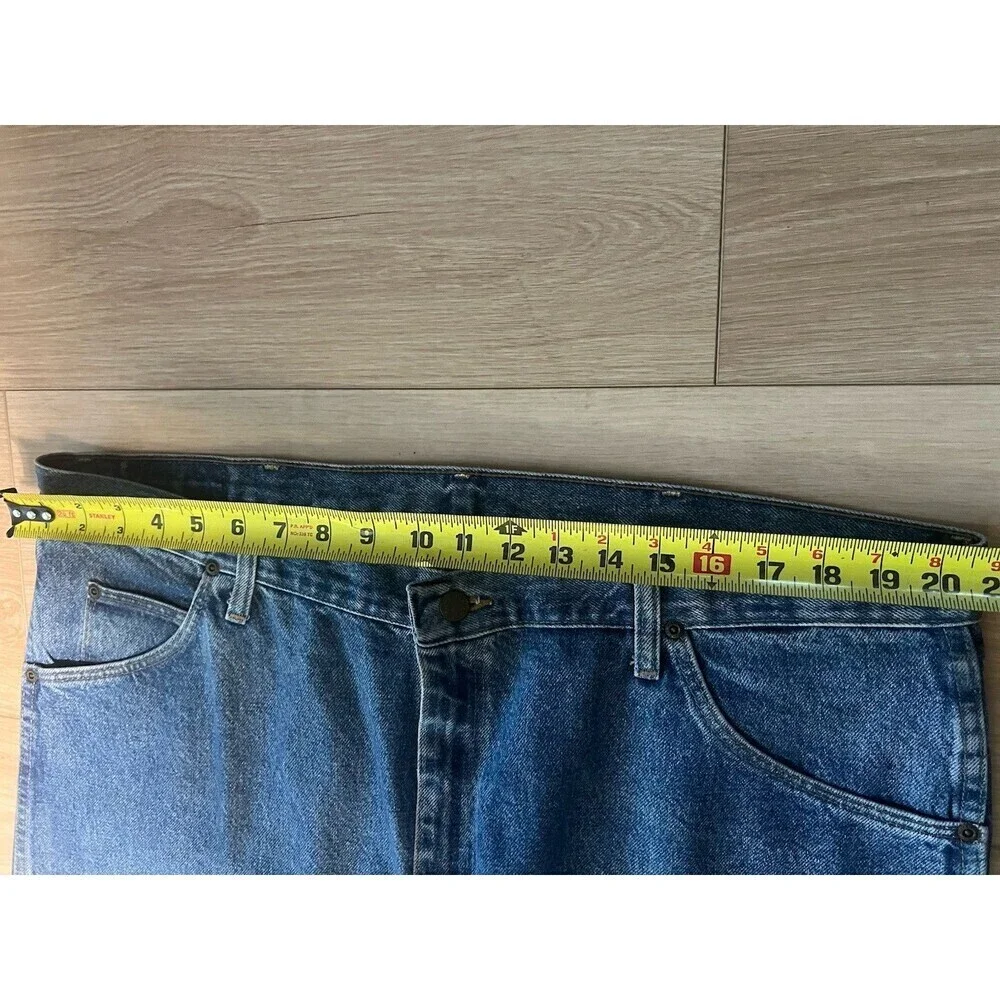 Wrangler Premium Jeans Men's Size 42X30 Blue Denim 96501DS (100% Cotton).